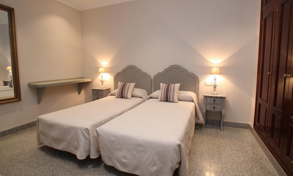 Hotel Maestranza Sevilla Oda fotoğraf