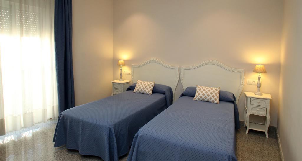 Hotel Maestranza Sevilla Oda fotoğraf