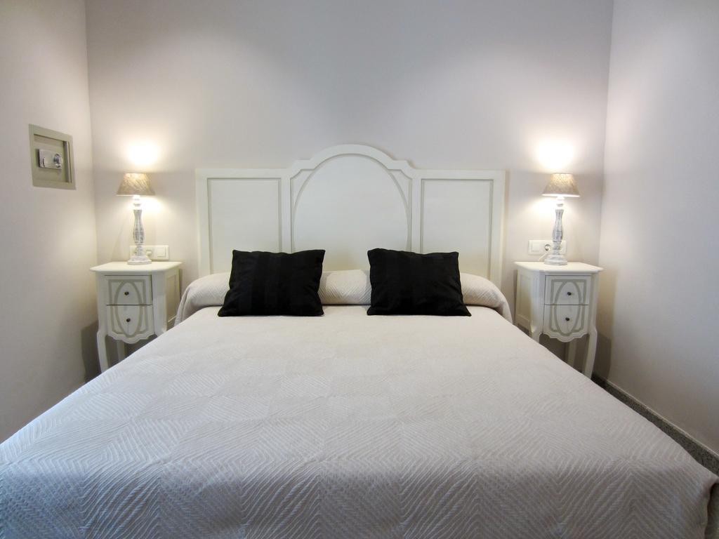 Hotel Maestranza Sevilla Oda fotoğraf