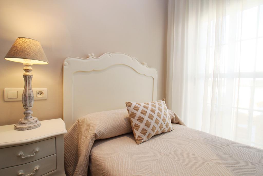 Hotel Maestranza Sevilla Oda fotoğraf